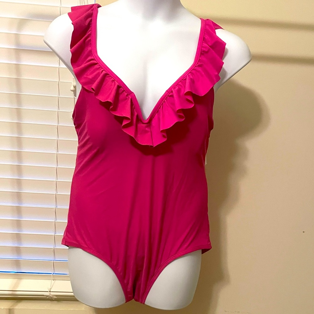 Plus size one prince NWT swimsuit hot pink Fuscia